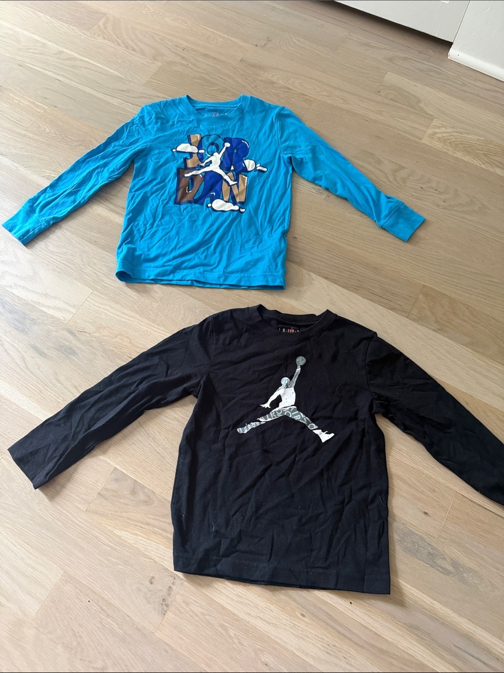 Jordan Kids Long Sleeve Tees - Black & Bright Blue Jumpman Graphics